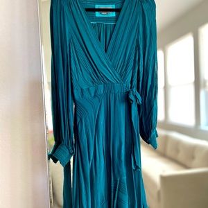 wrap
style is the most flattering of dresses.